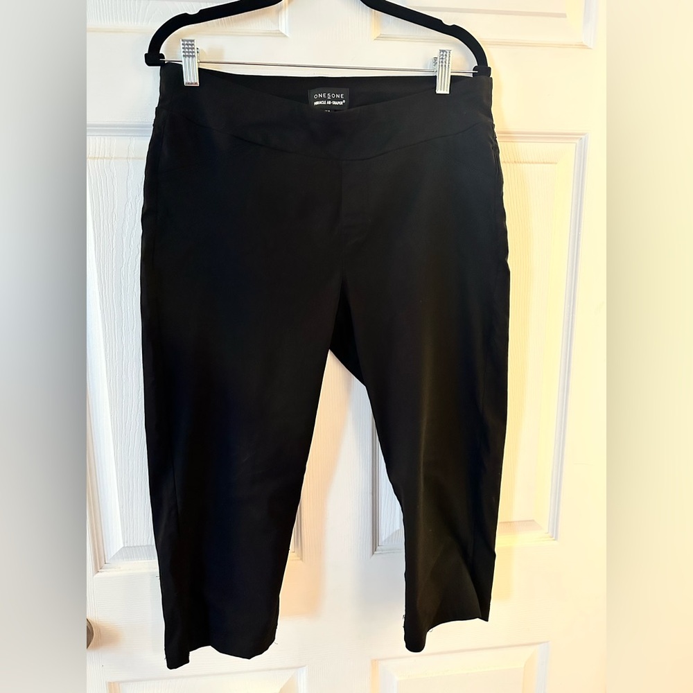 One 5 One Miracle Ab Shaper Black Nylon Capri Pants Large